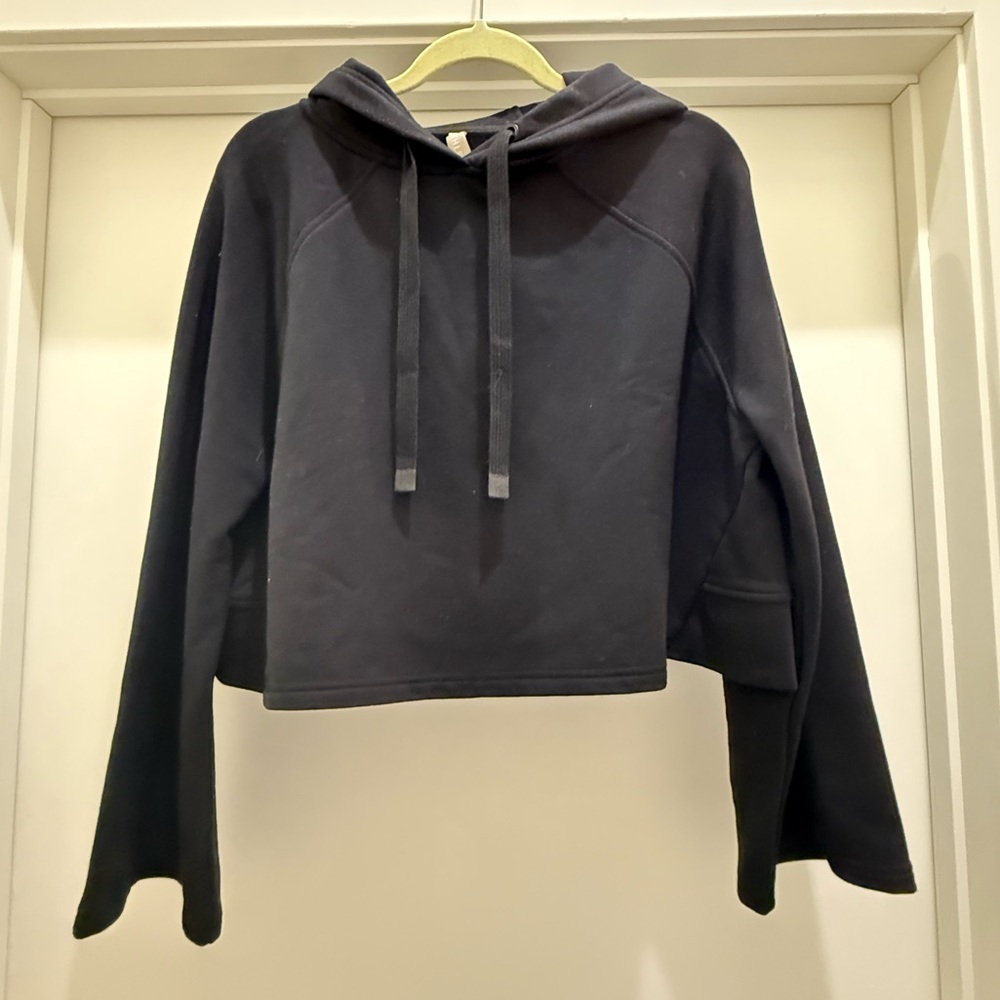 Athleta cropped sweatshirt